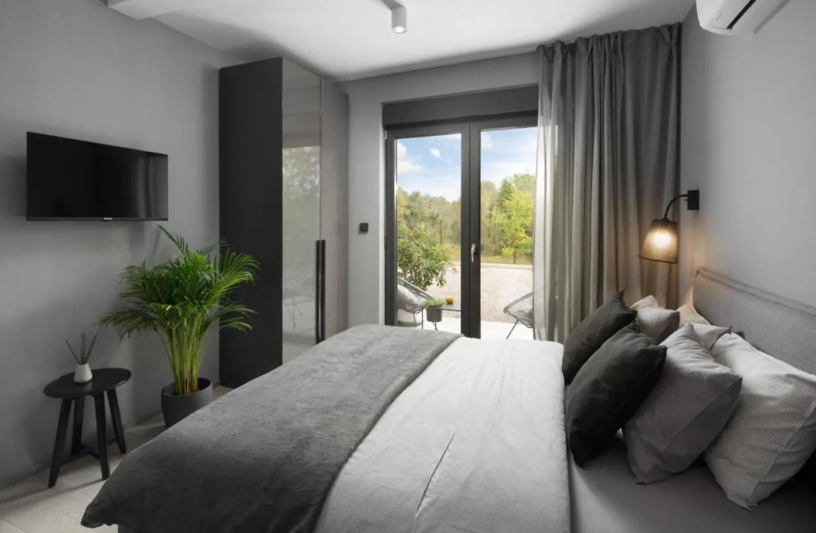 Villa Antheapaola Near Labin - Rabac For 8 People With Heated Private Pool And Children Playground Nedescina